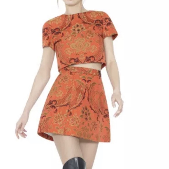 Alice + Olivia Other - Alice Olivia ORANGE SARINA top 2 LORAN skirt 0 Set
